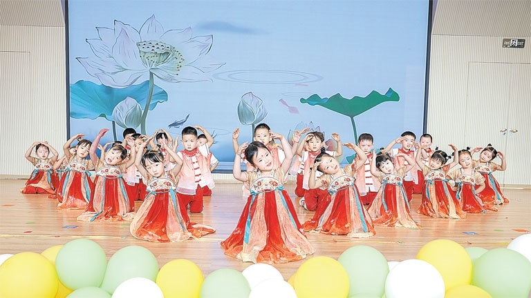 南昌：童心迎“六一”（图）