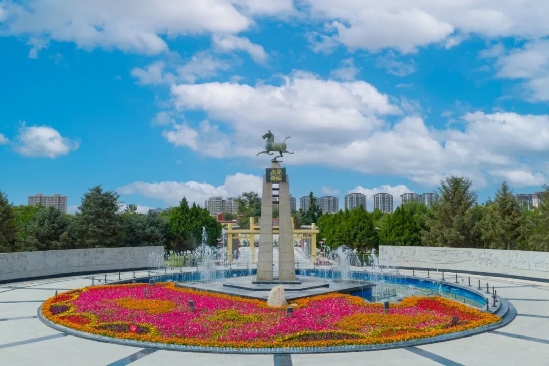 摄影：吴剑斌