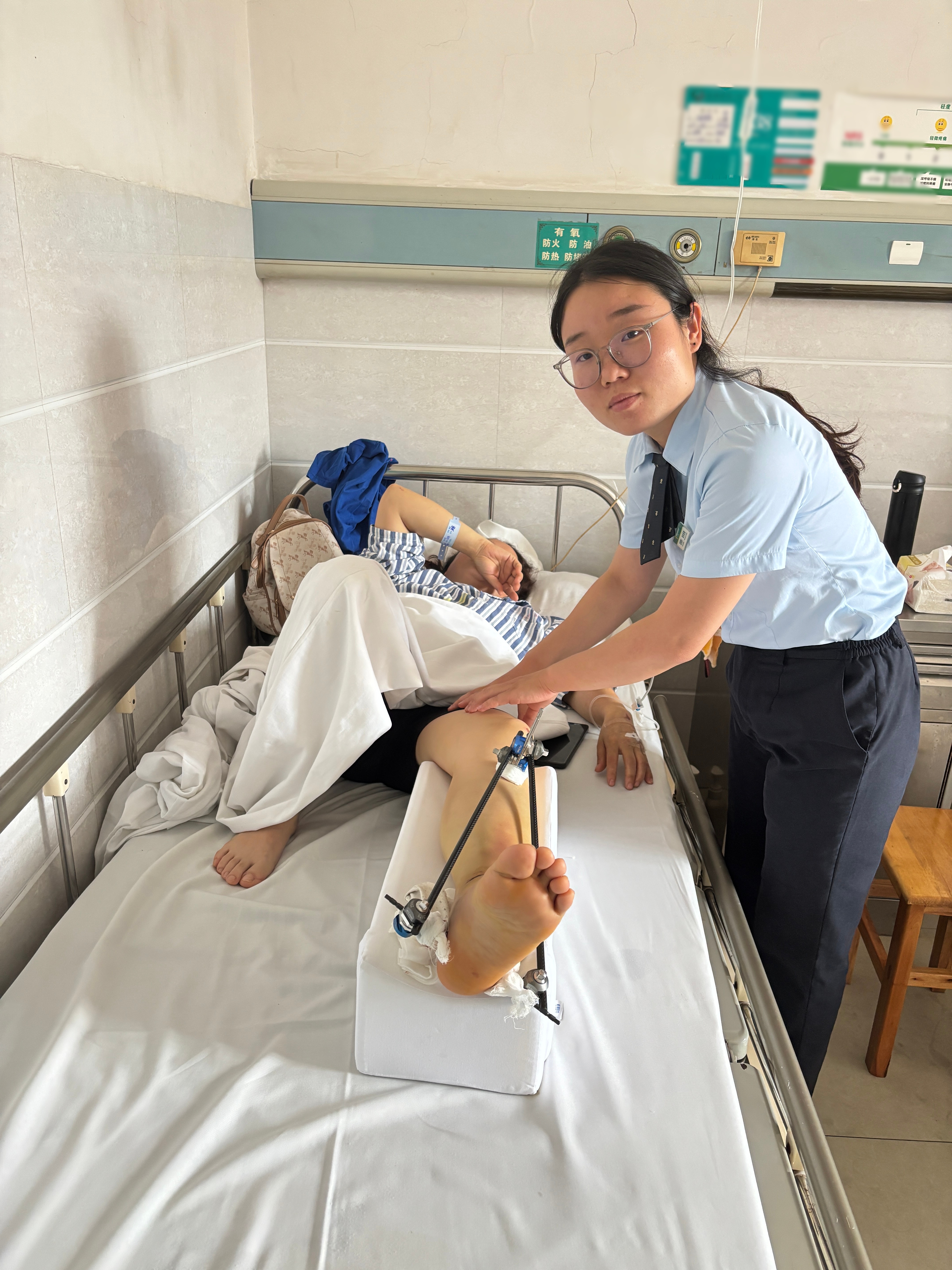 一通求助电话，一场邮储奔赴：“她们像家人一样照顾我”