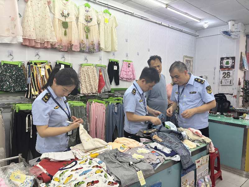 深圳市市场监管局开展 “守护未来” 专项执法行动 全方位护航未成年人健康成长