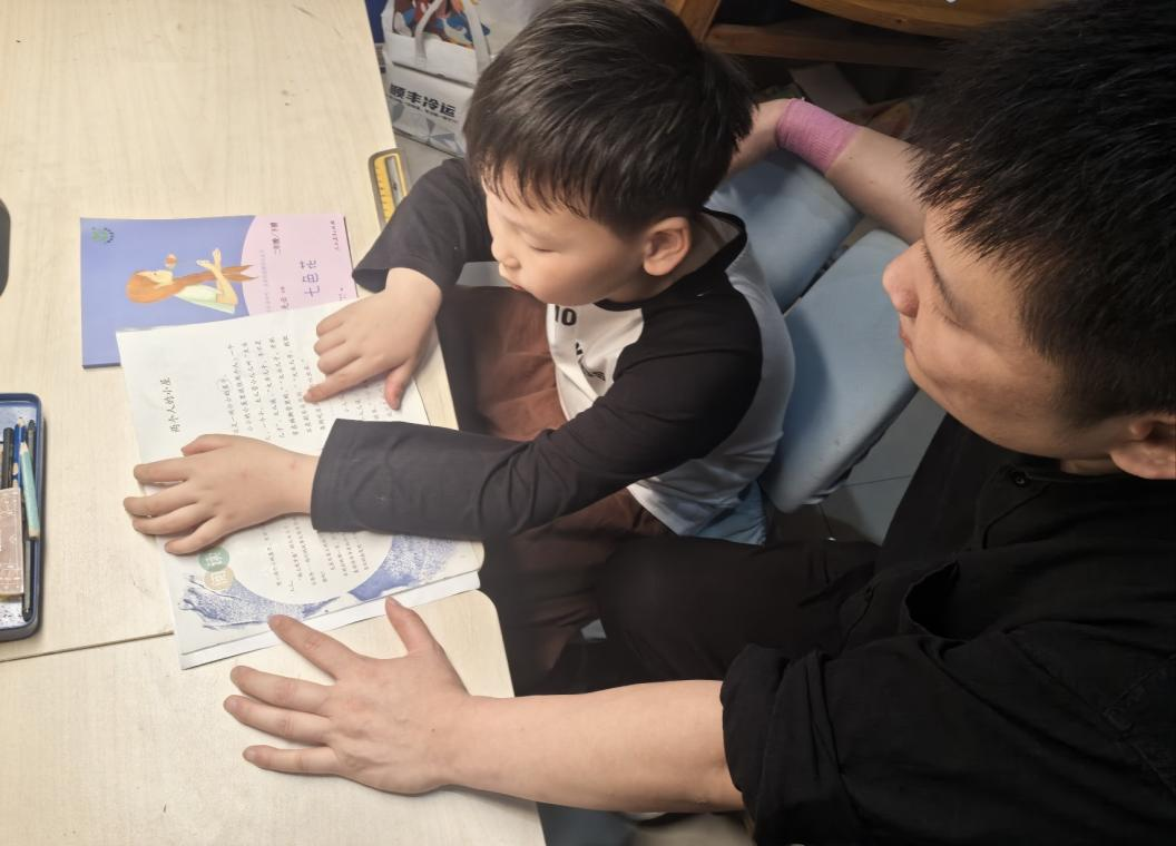 依托公益阅读基地 逍林镇镇东小学走出校家社协同书香育人样板路