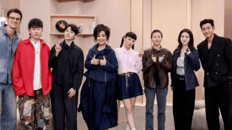 《歌手》制片人回应选曲争议，称选曲决定权在歌手手里