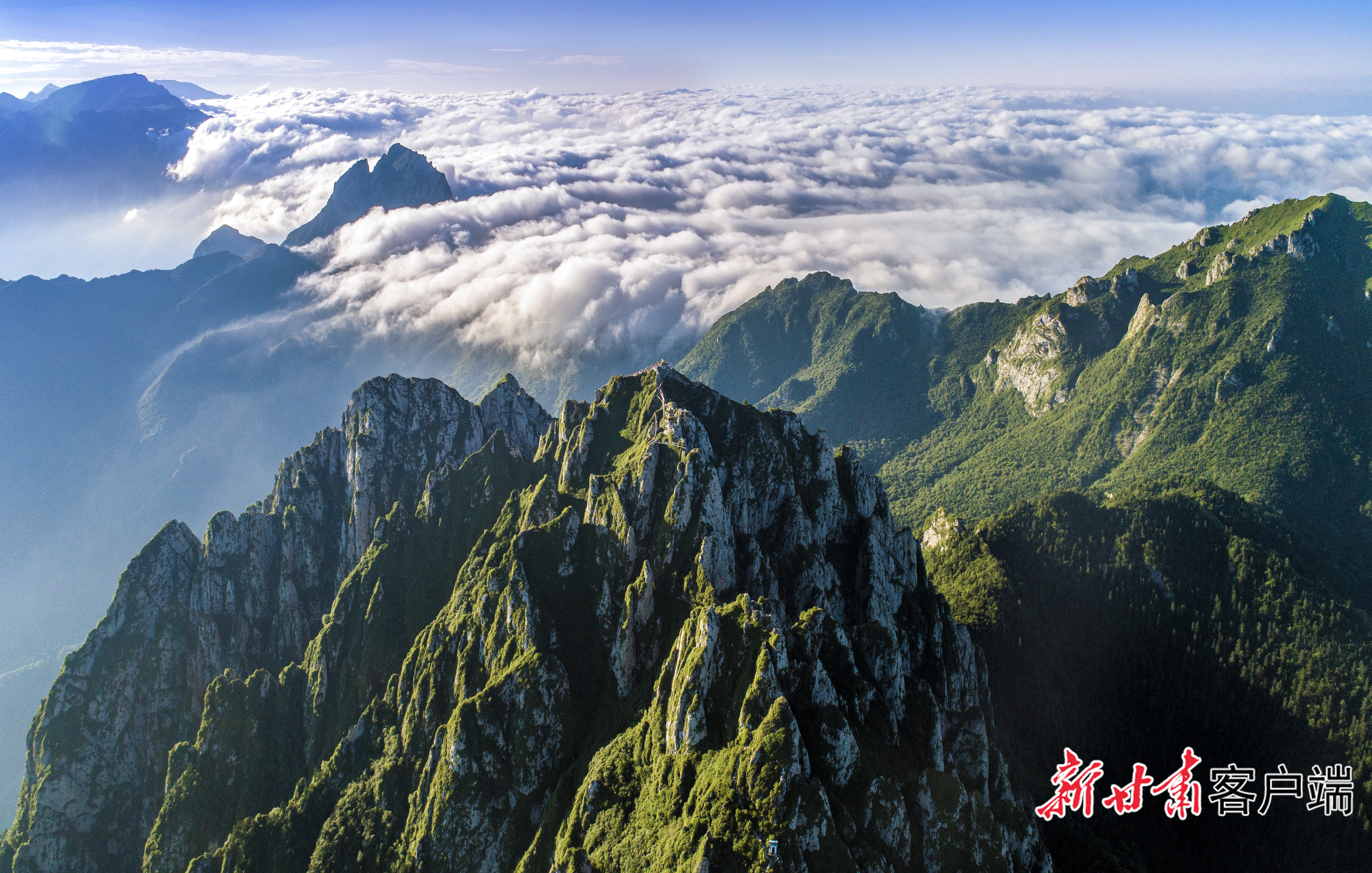 位于康乐县的莲花山　新甘肃&middot;甘肃日报通讯员　马吉祥　摄