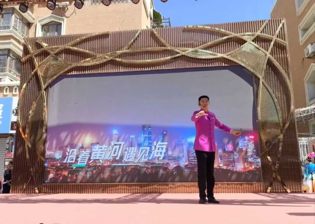 “春雨”润边疆 齐鲁情意长——山东“文化润疆”主题旅游列车集中展演推广活动在乌鲁木齐火热举行