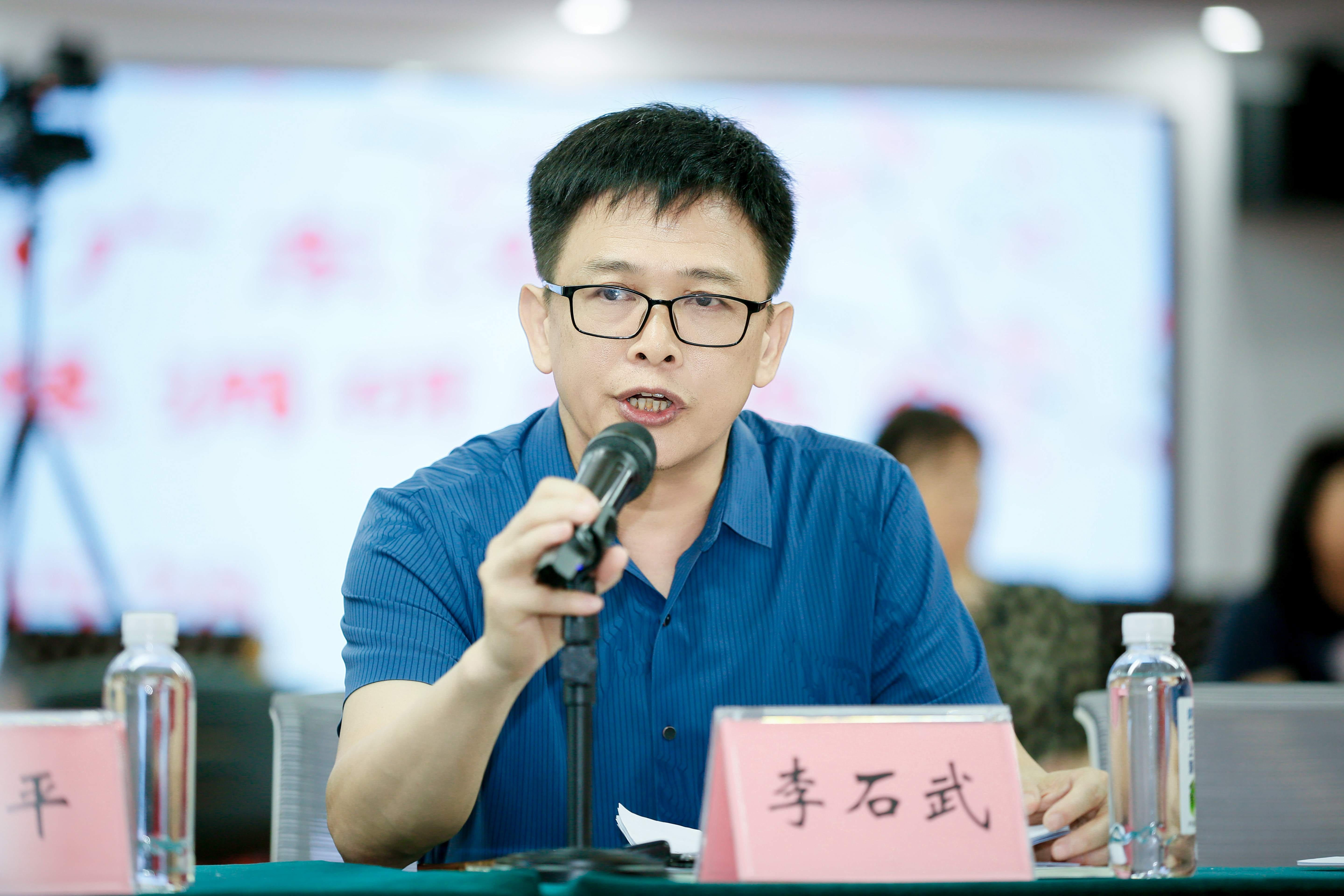 岭南雅韵汇鹏城 非遗薪火共相传——国家级非遗广东汉剧溯源及创新发展调研座谈会侧记