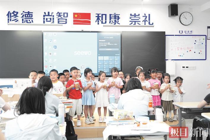 萌娃慰问大哥哥大姐姐 通讯员供图