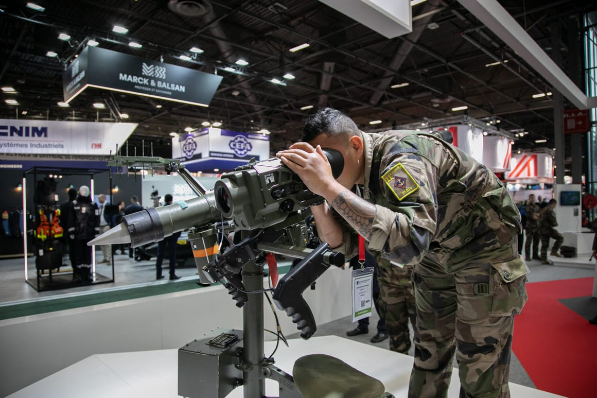 2024年欧洲国际防务展上的法国国防部展台