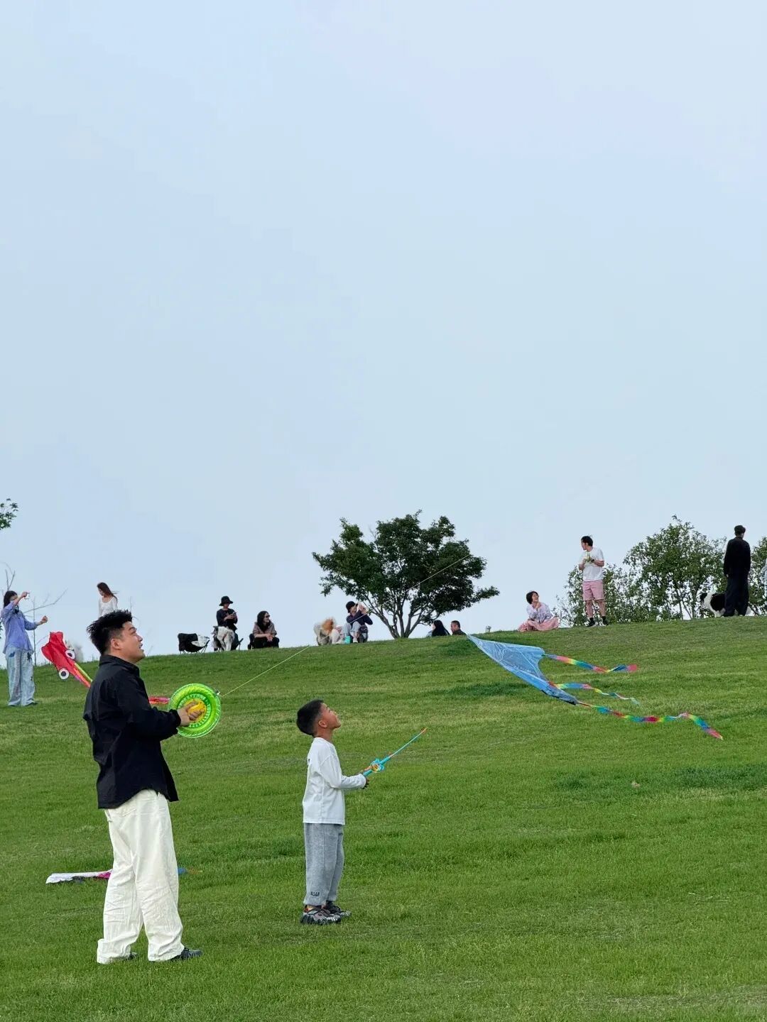 5.2实拍📸欢乐海岸大草坪，真&middot;宁波放空神地_8_爱探店的可可😋_来自小红书网页版.jpg