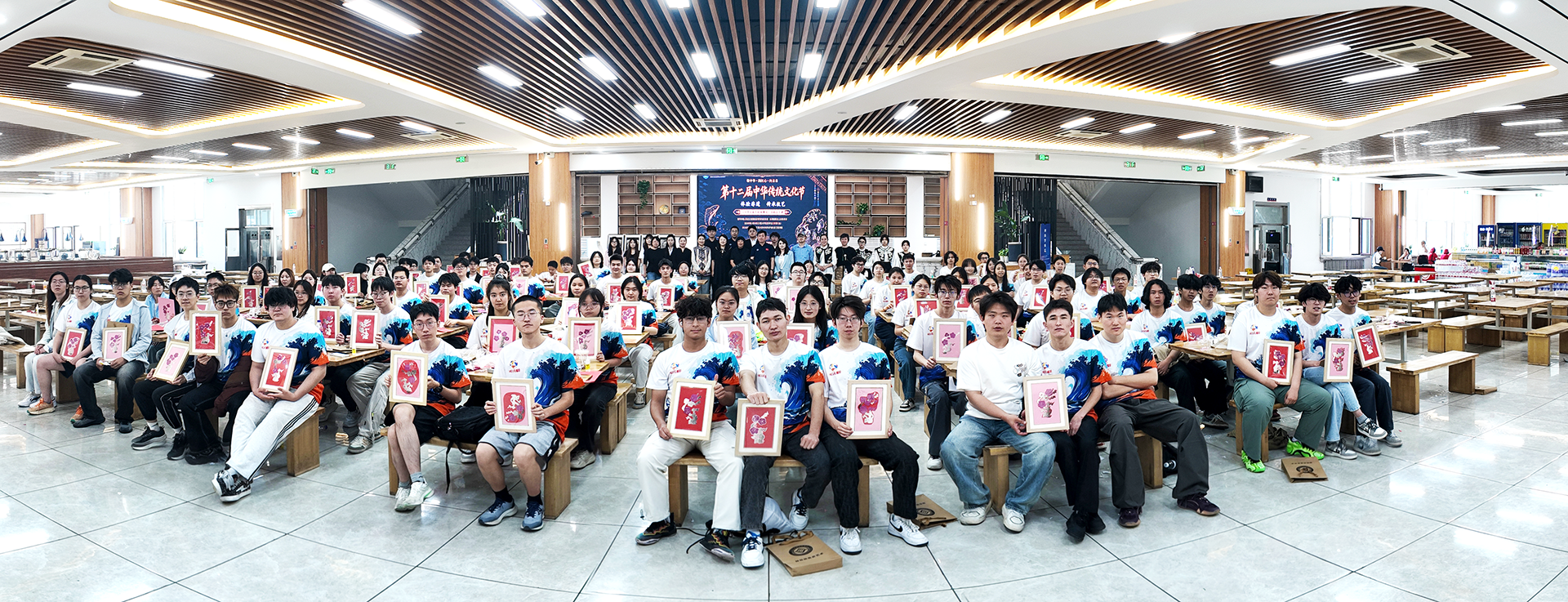 一朵同心梅,一脉中华情--哈工程各民族学子沉浸式解锁赫哲非遗