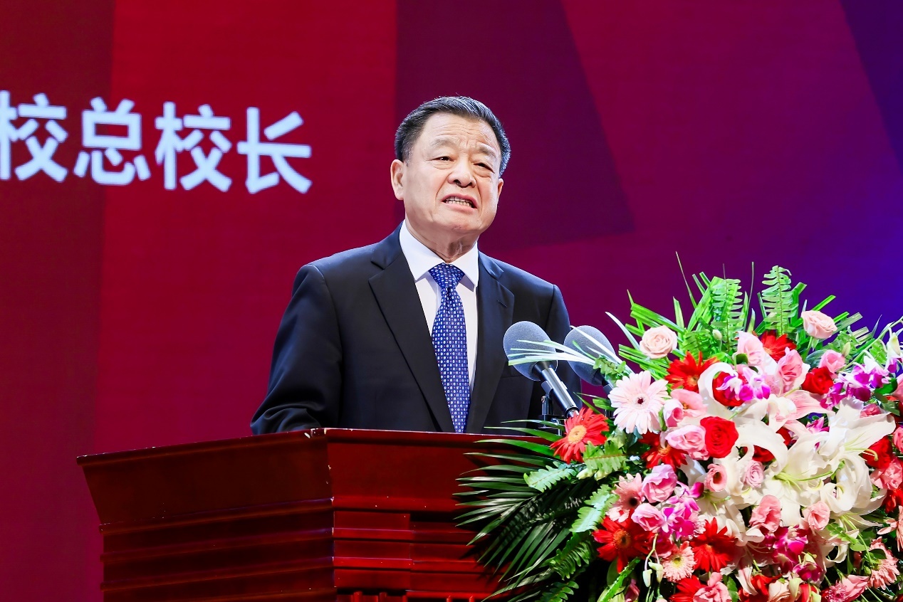 北京王府学校2026届毕业典礼举办 北京王府学校2026届毕业典礼举办