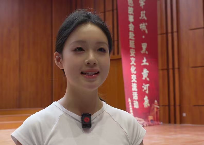 延安大学“小红专宣讲团”成员 徐梓涵