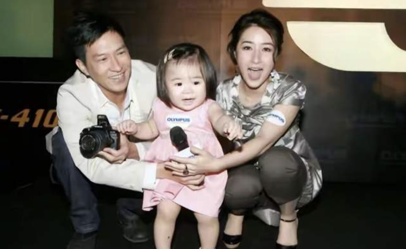 张家辉自曝与关咏荷的育儿经，婚后变虎妈猫爸，女儿想当作家被拒