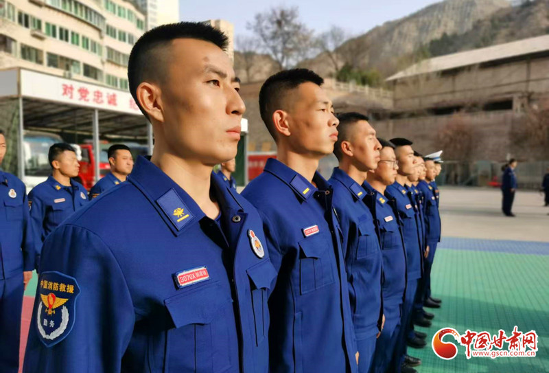 “出警不是逞英雄,只是见不得别人受苦受难。”