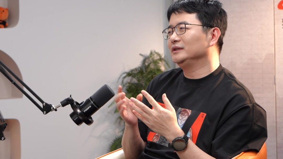 傅盛谈“对抗焦虑”：别人的期待跟我没有什么关系丨《封面》对话