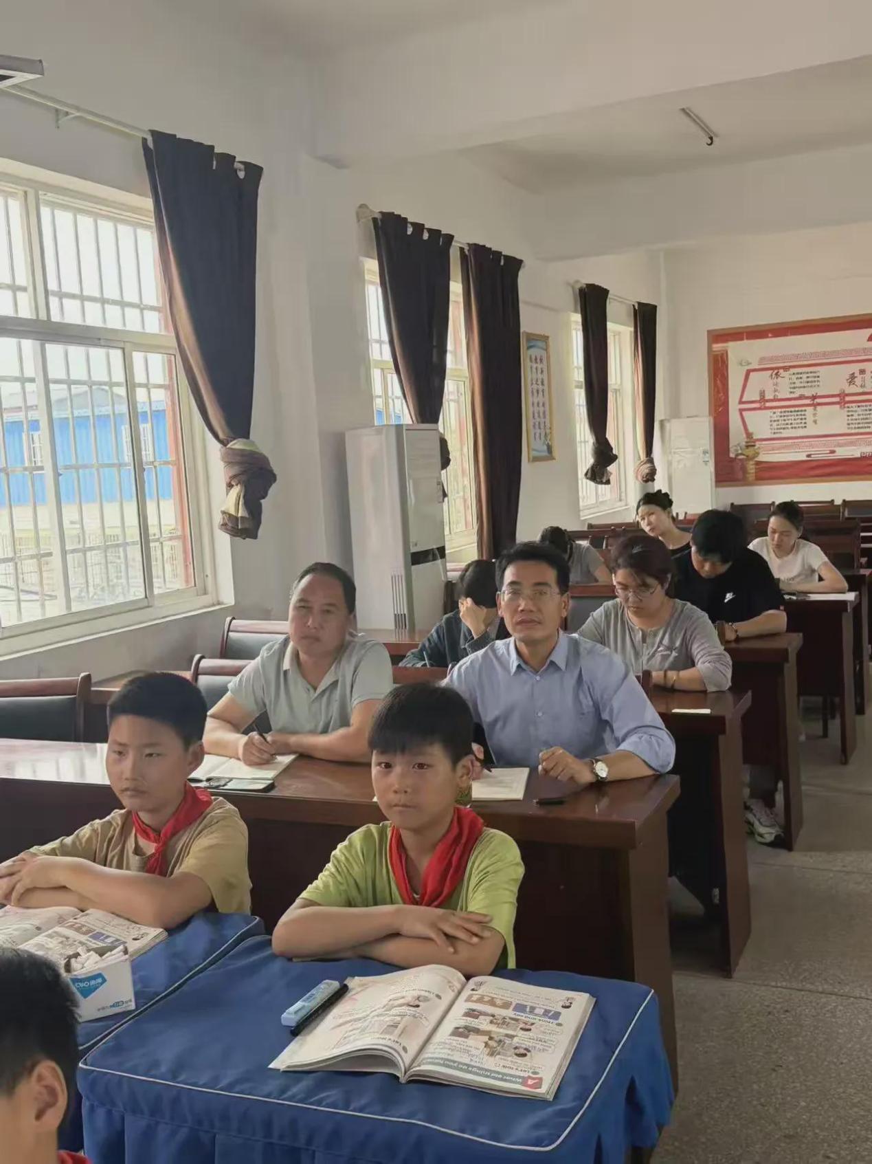 罗山县庙仙乡中心学校英语融合课例观摩研讨活动纪实(图2)