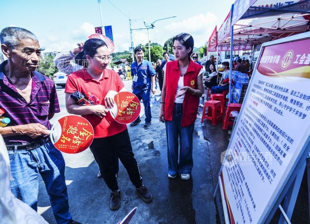 南昌：青春逐梦 暖心护航（图）