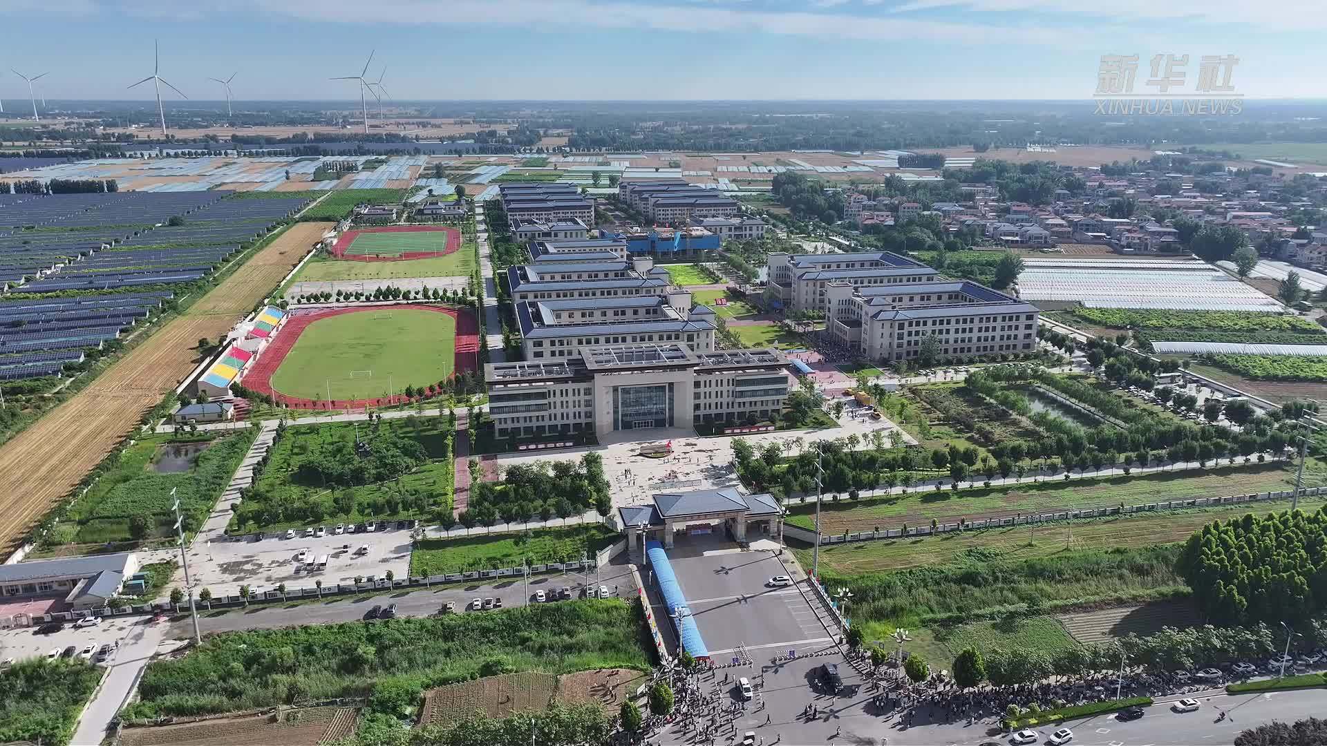 河南安阳：用心用情 护航青春“赶考路”