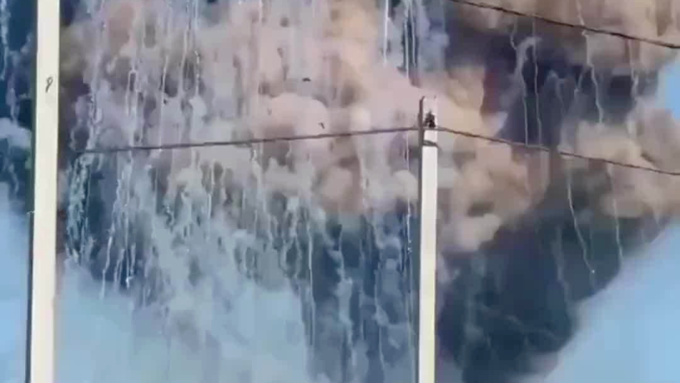 俄罗斯一处弹药库发生剧烈爆炸