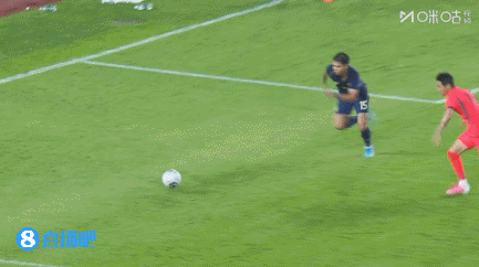 0-0！国足还是赢不了泰国，24脚射门1球未进