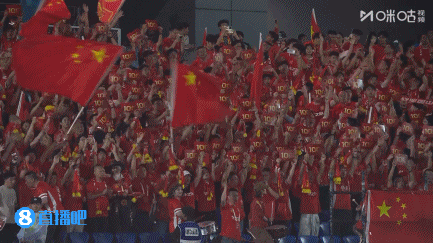 0-0！国足还是赢不了泰国，24脚射门1球未进