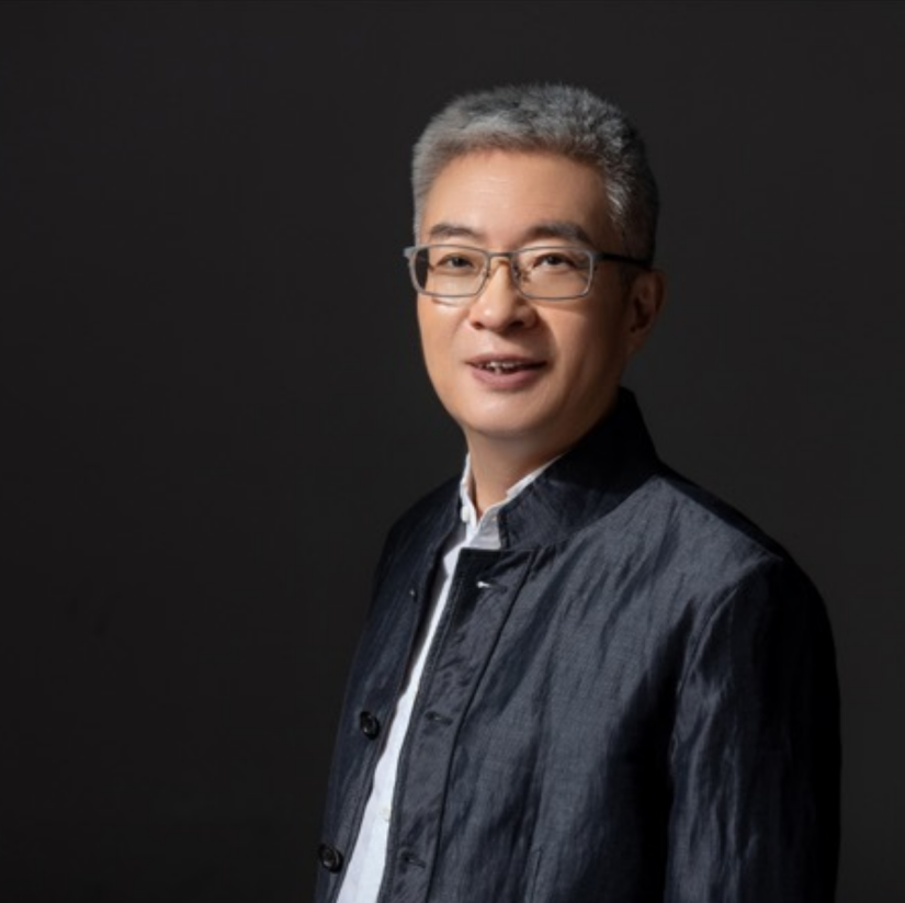 王谦教授近照