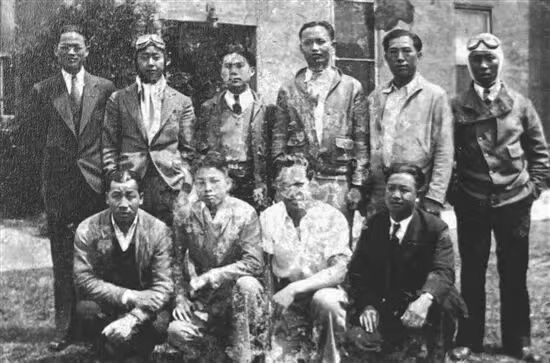 从宗族小家到民族大家：二十四位抗日航空志士的同心抉择