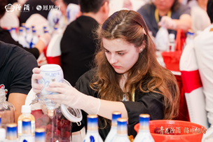 悦己共享，美好共创，真情共鸣｜杨梅季出圈，汾酒做对了什么？