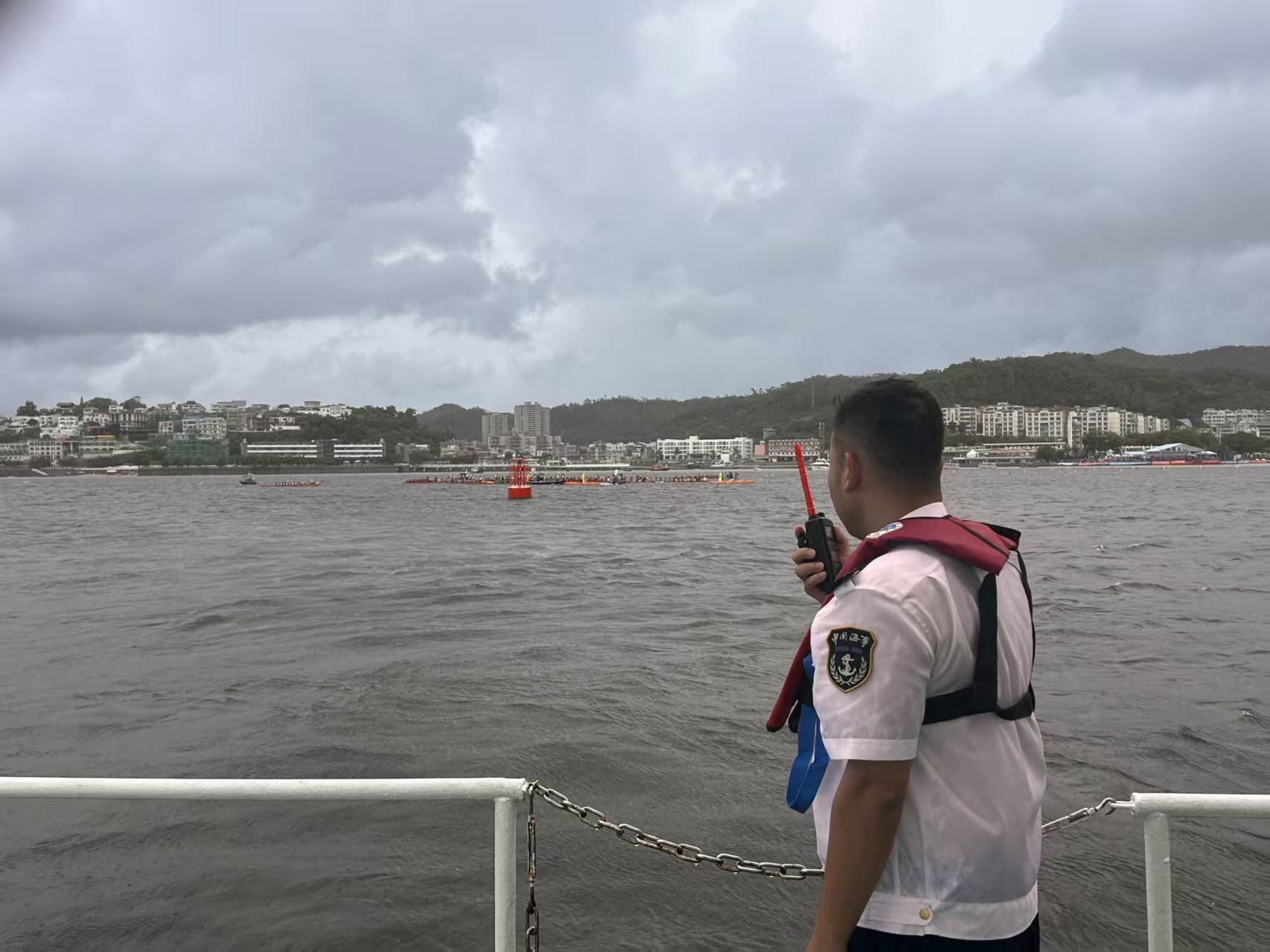端午龙舟闹海湾 海事守护保平安! 南澳海上龙舟赛圆满落幕
