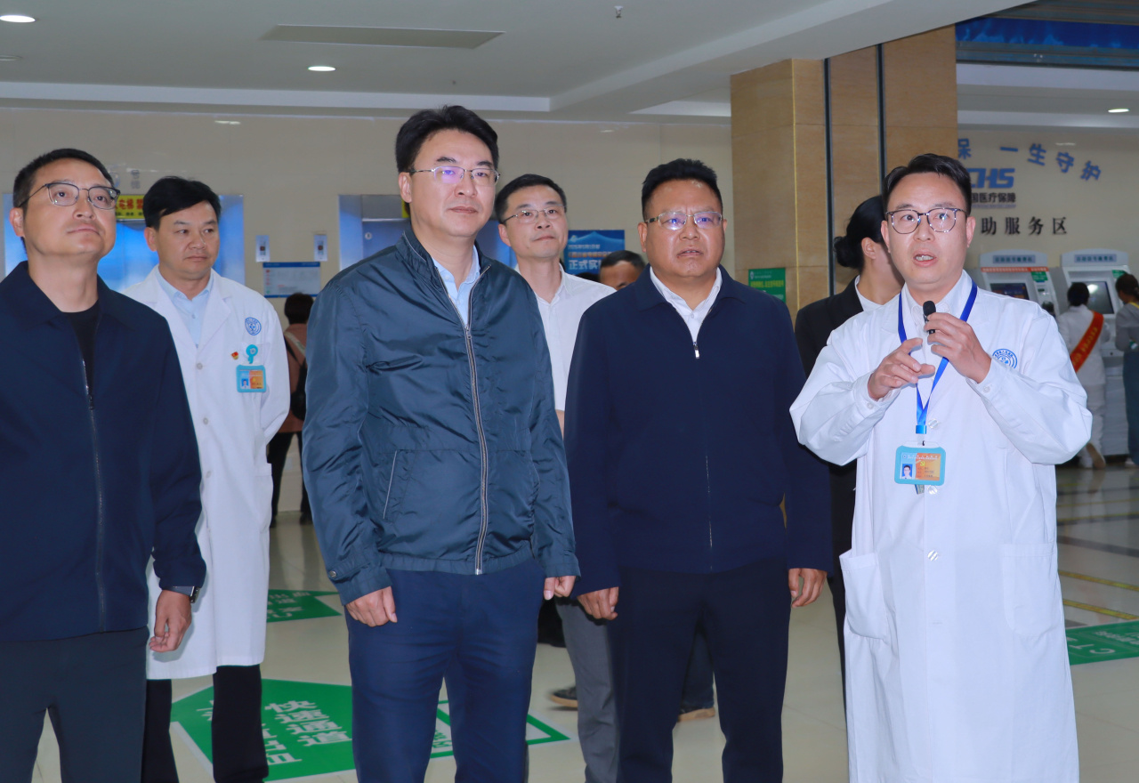 鄞州区党政代表团赴盐源县考察对接东西部协作工作