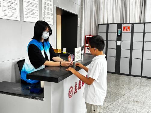 图：连云港市博物馆市民游客参与活动