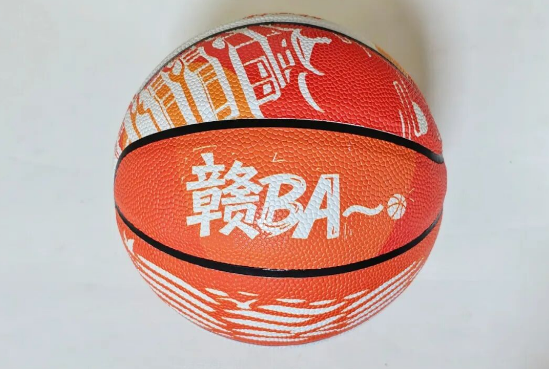2026年世界杯激战正酣500万颗官方用球江西造(图5)