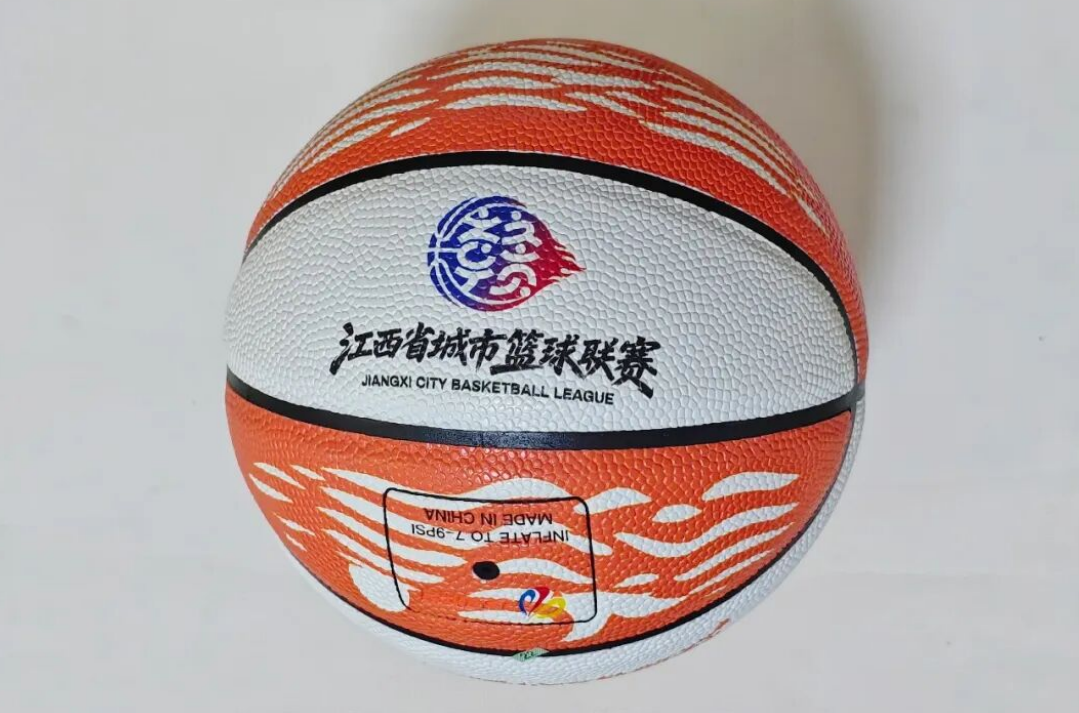 2026年世界杯激战正酣500万颗官方用球江西造(图4)