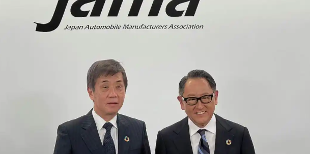 日本民众领导丰田董事长，中国新动力车，将威迫到日本汽车的地位！