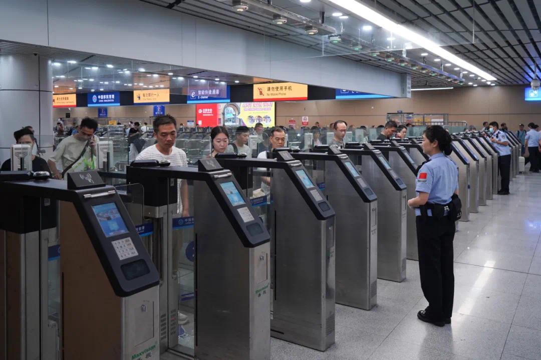 珠海边检发布端午假期通关提示辖区口岸客流预计达216万人次
