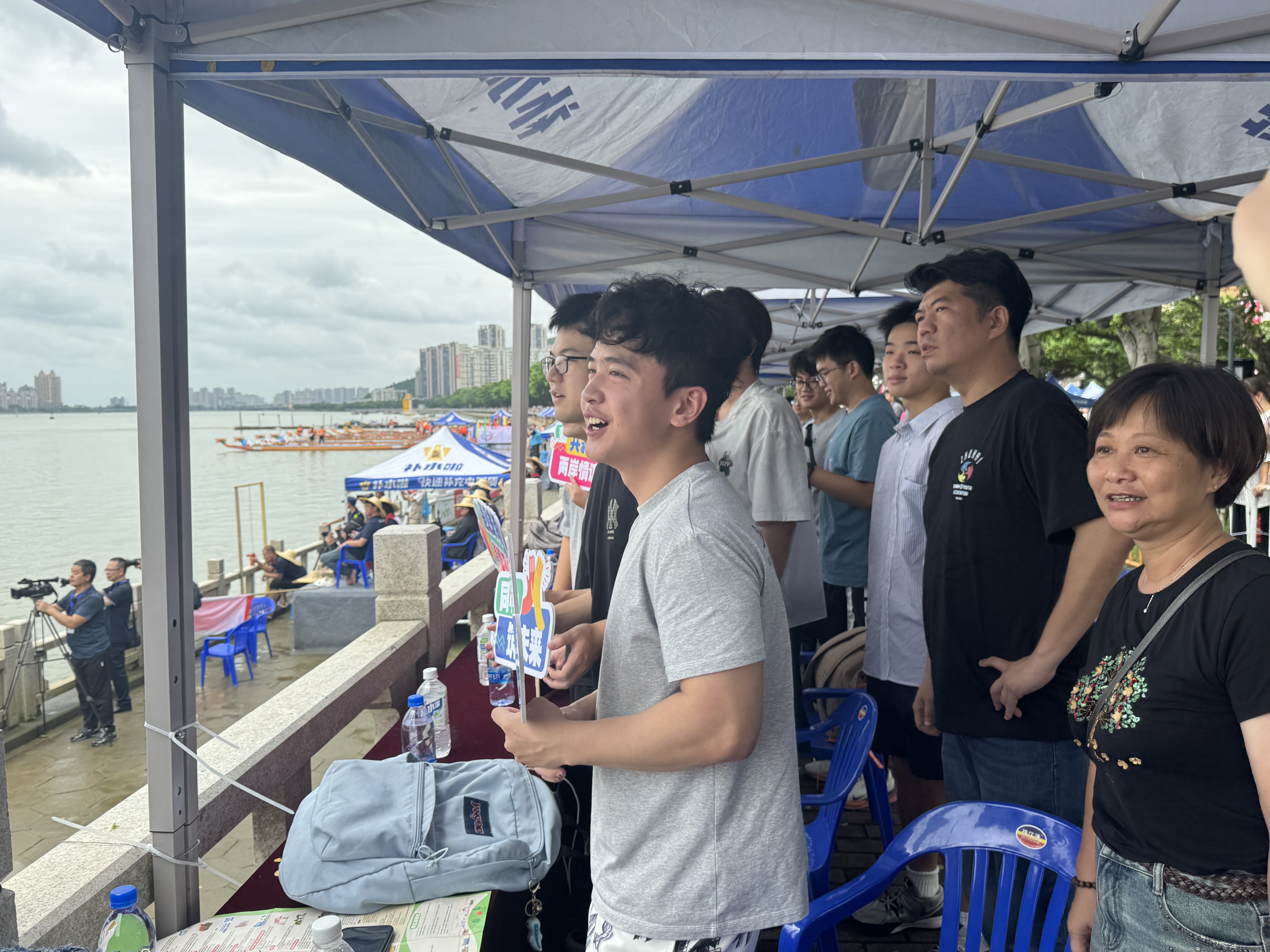观龙舟、裹香粽、打村BA 台湾青年珠海沉浸式过端午