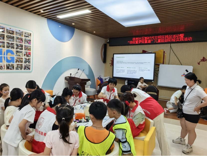 铁绘童梦绘童趣！铁岗社区首场儿童面部彩绘公益活动欢乐开启
