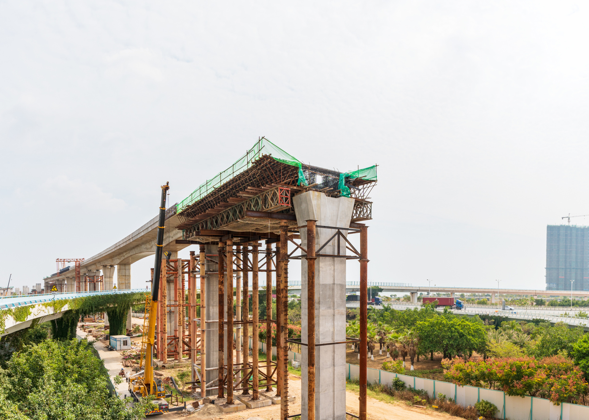 通车+合龙！西海岸新区两大港区工程建设有新进展