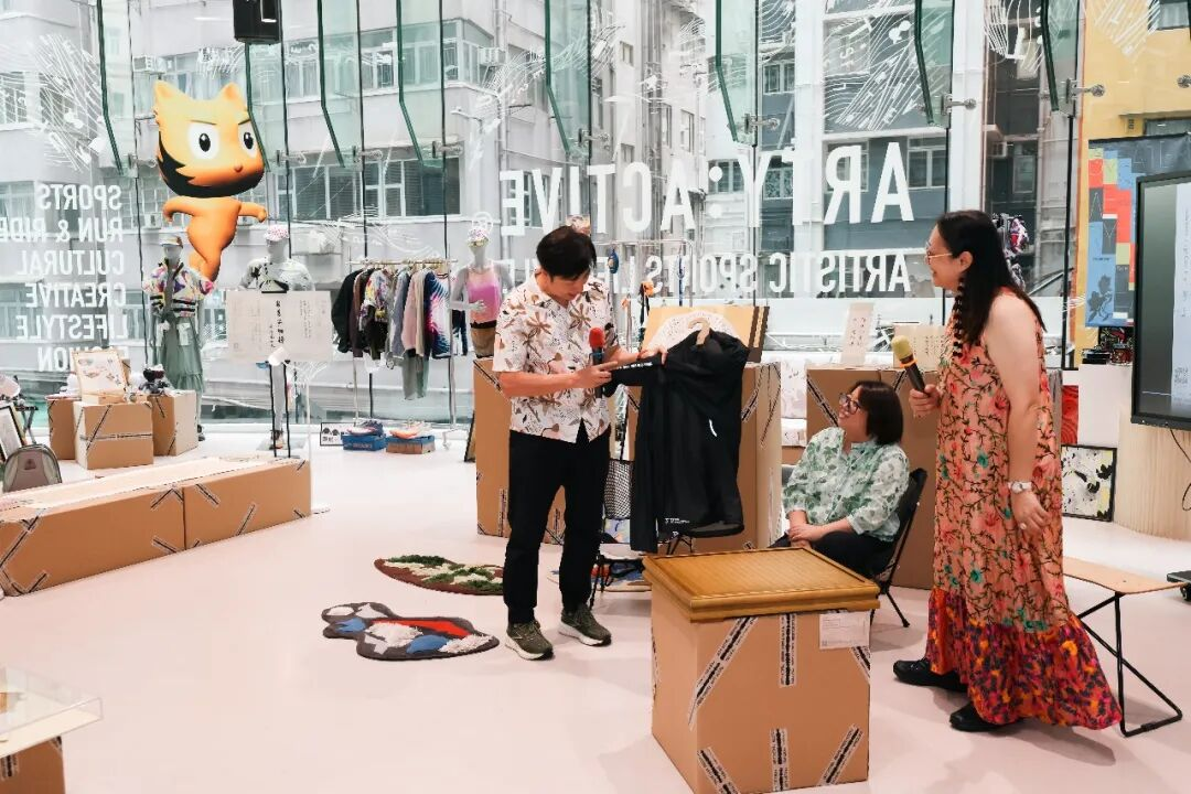 “山水有相逢——唐平艺术展”开幕，一场发生在香港社区里的可持续人文盛会