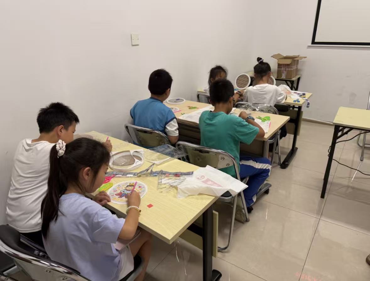 图三:钻石画手工创作正式开启