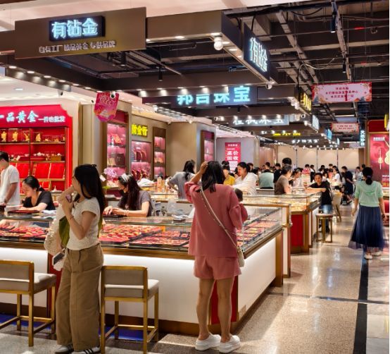 水贝黄金市场 图片来源:每经记者 潘婷 摄