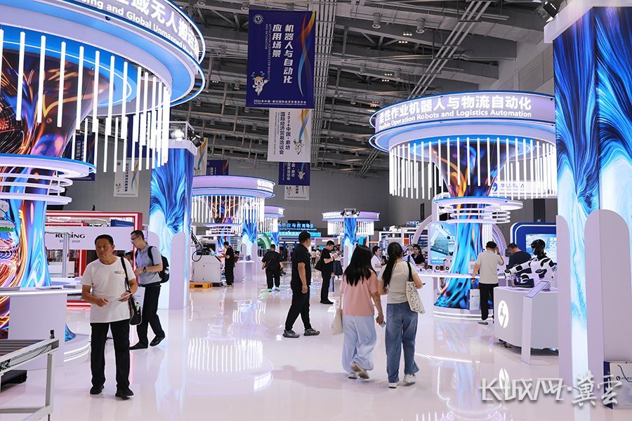 从“铁臂超脑”到“天地网络”智慧物流跑出“加速度”(图1)