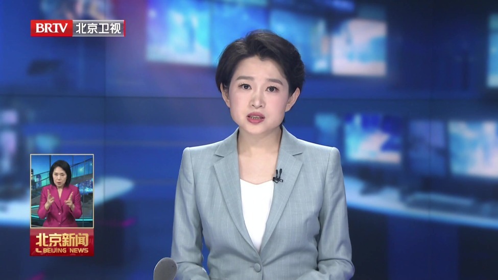 停车容易过街难 桥下停车场的交通组织还有优化提升空间