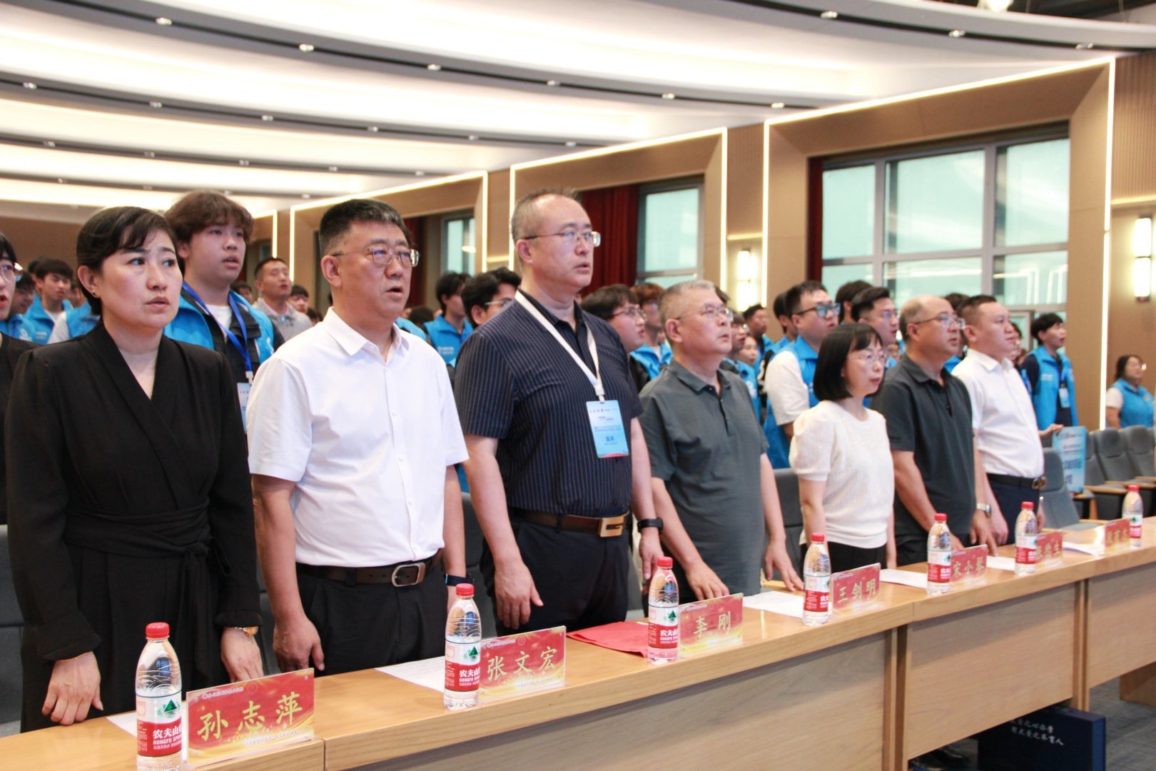未来技能 创造未来|2026一带一路暨金砖国家技能发展与技术创新大赛第四届智能网联汽车应用技术赛项选拔赛(黑龙江赛区)在哈尔滨城市职业学院隆重开幕