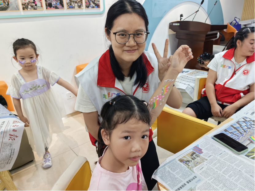 铁绘童梦绘童趣！铁岗社区首场儿童面部彩绘公益活动欢乐开启