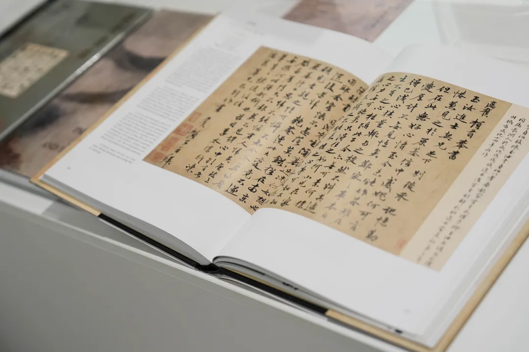 香港商务印书馆出版的相关书籍和画册&nbsp;Books and Catalogues published by The Commercial Press (HK)