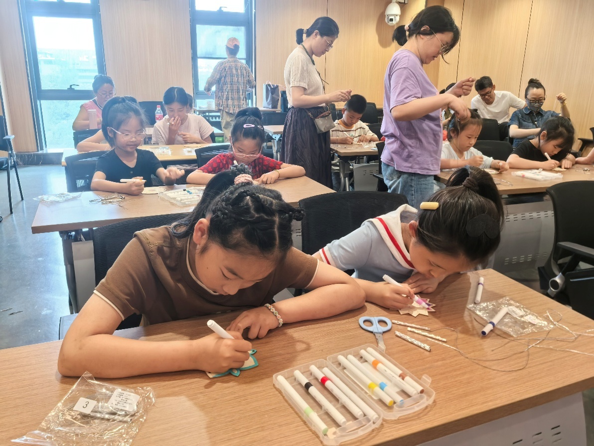 “丝路风铃·绘梦敦煌”活动