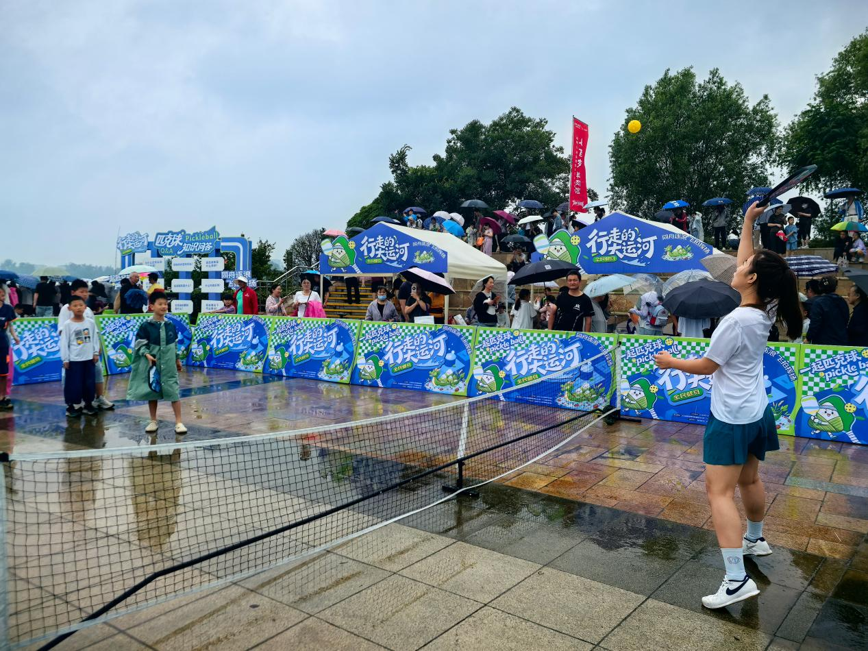 百舸破浪，汉韵流芳！这个端午，大龙湖奏响一曲水上奋进之歌