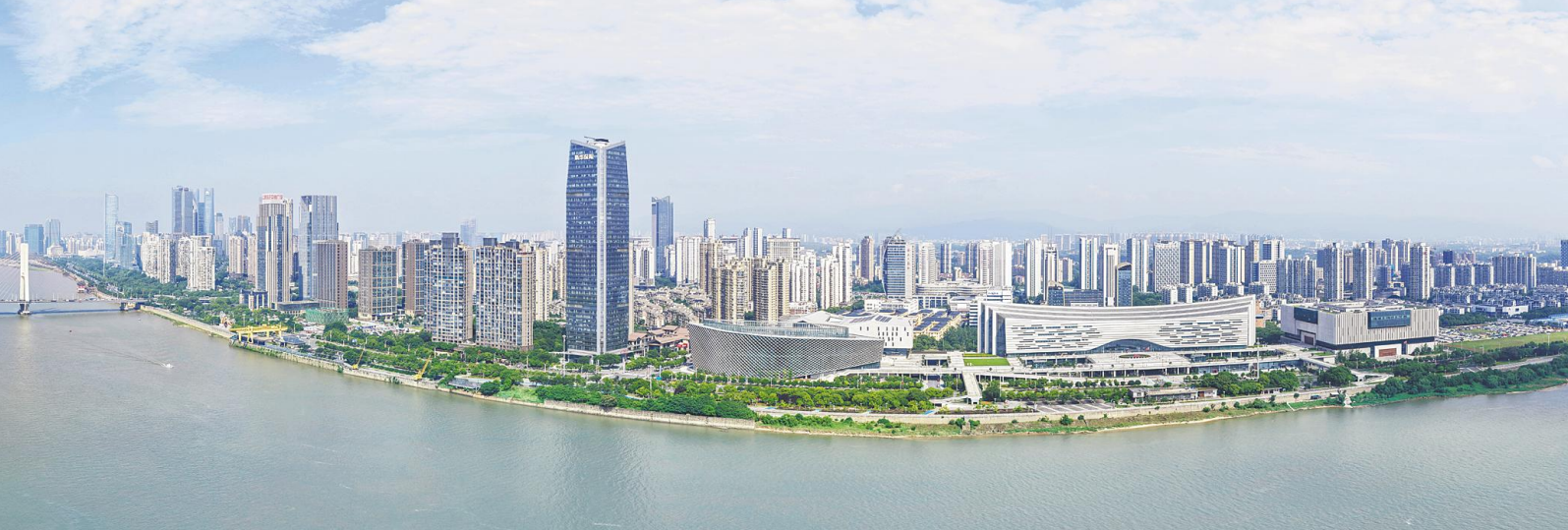南昌：江景文韵相融共生（图）