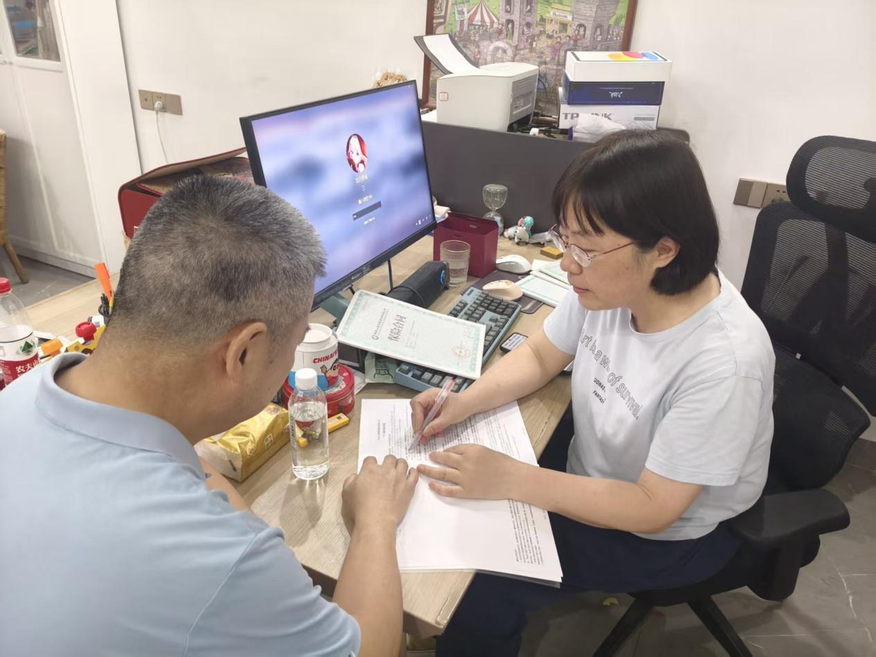 阮小青与客户交流保险的意义与功用