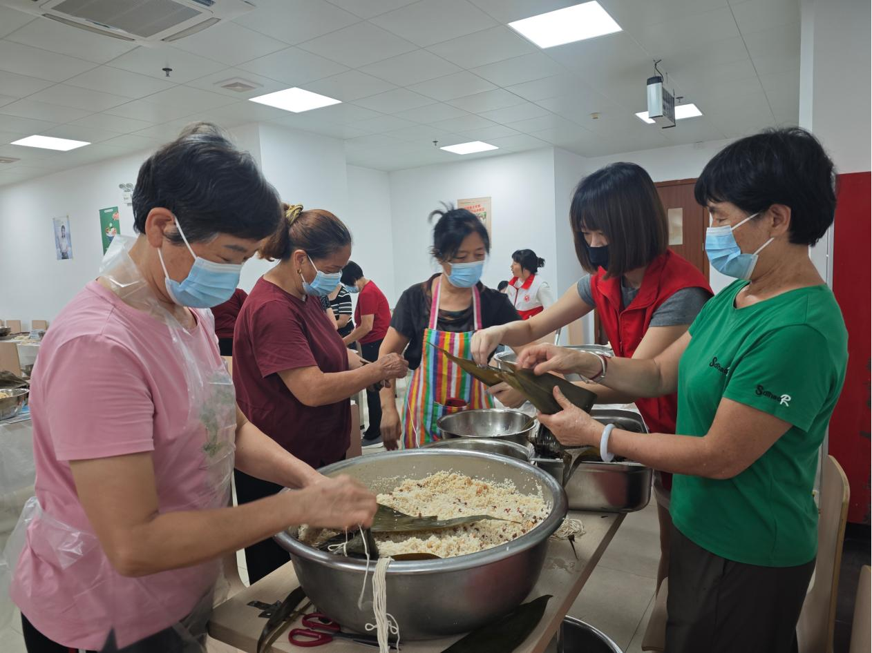 粽有千万态 乐群邻里皆家人